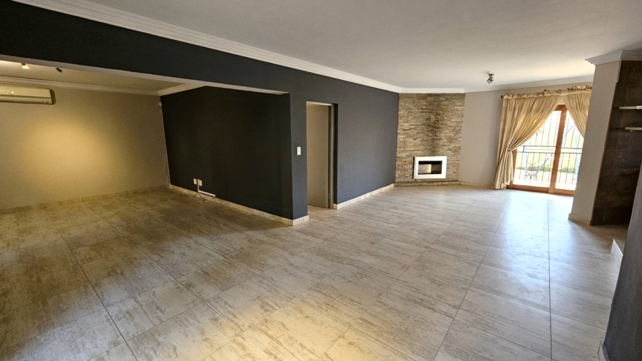 4 Bedroom Property for Sale in Melodie North West